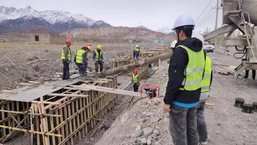 新疆哪里好找工地做？哈密等地工地岗位及务工注意事项