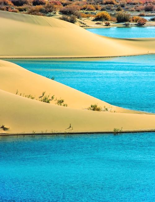 巴丹吉林沙漠简介：面积、海拔、沙山、湖泊等情况全知道